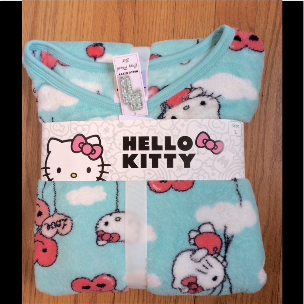 Hello kitty  pajamas